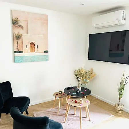 O2m Aix Les Bains * Экс-ле-Бен