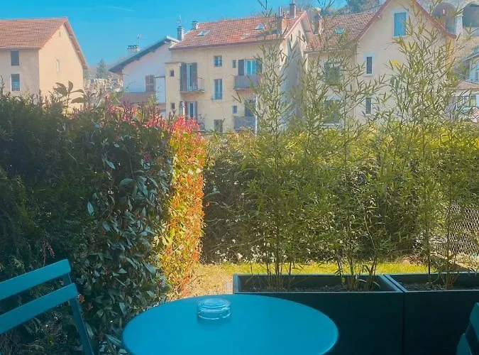 O2m Aix Les Bains Апартаменты *